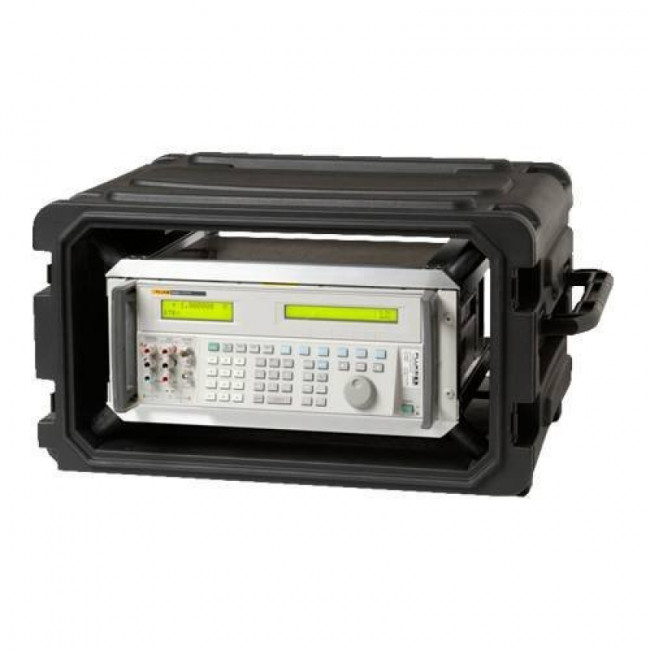 Многоцелевой калибратор Fluke 5522A/6 240