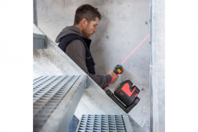 Лазерный нивелир Leica Lino L2s-1