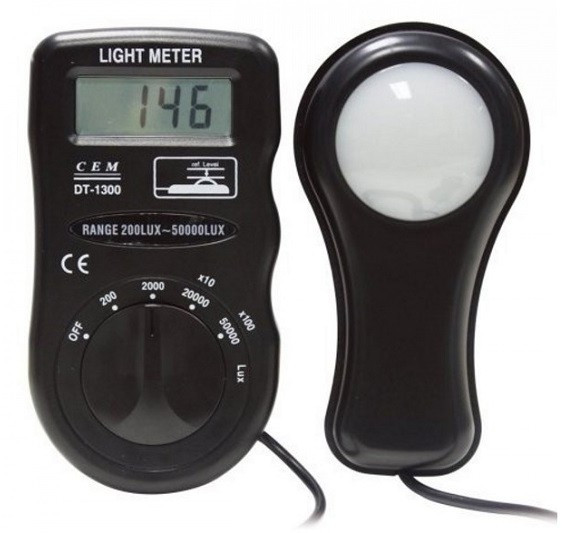 Люксметр CEM DT-1300
