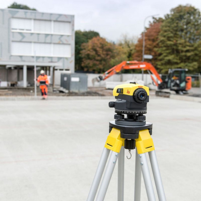 Оптический нивелир Leica NA 520 с поверкой